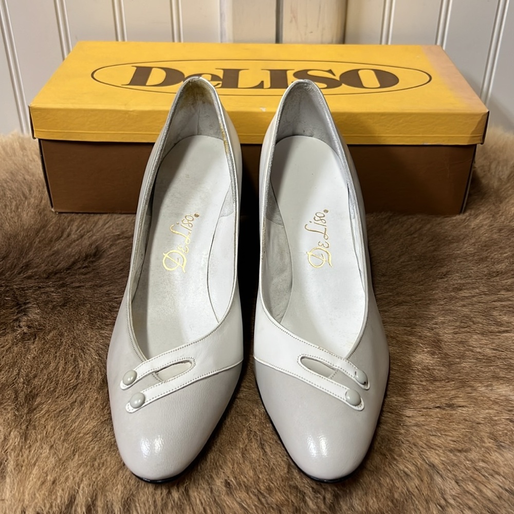 60s DeLiso White Heels Shoes 7 Vintage